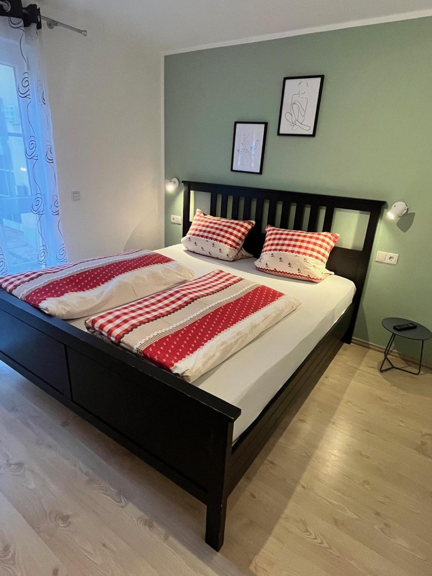 Apartment Frank - Bis Zu 3 Schlafzimmer Руст Экстерьер фото